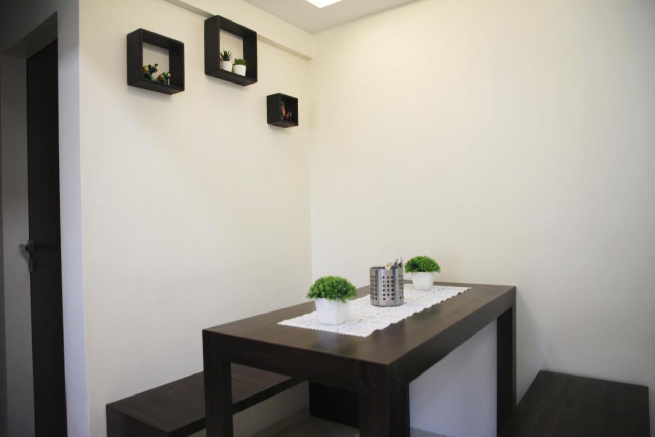 Apartment Lite - Parle East Mumbai