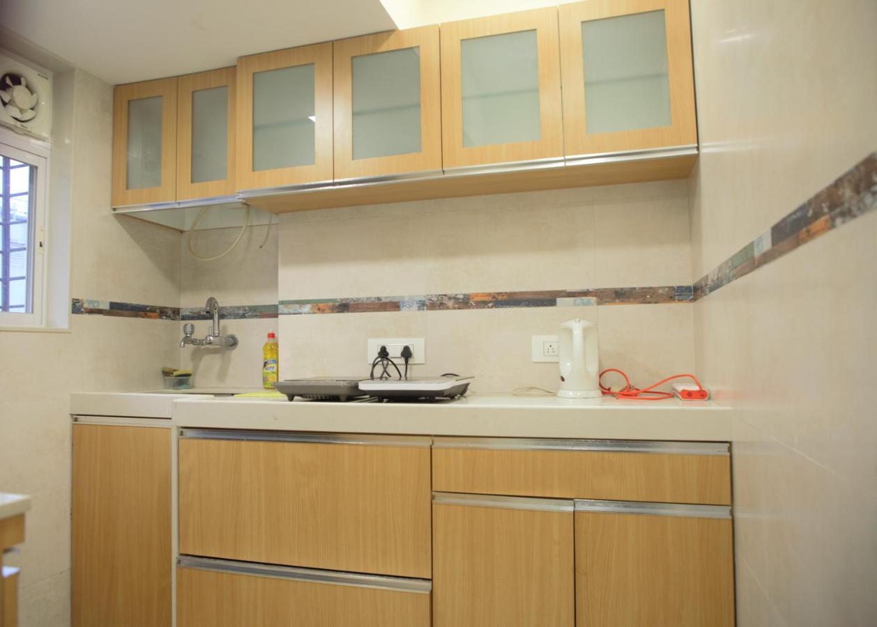Lite - Parle East Apartment Mumbai