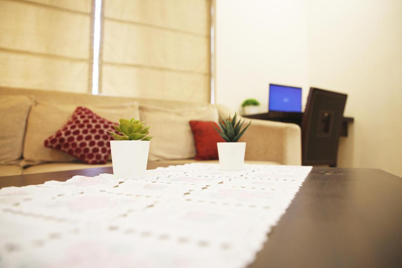 Apartment Lite - Parle East *