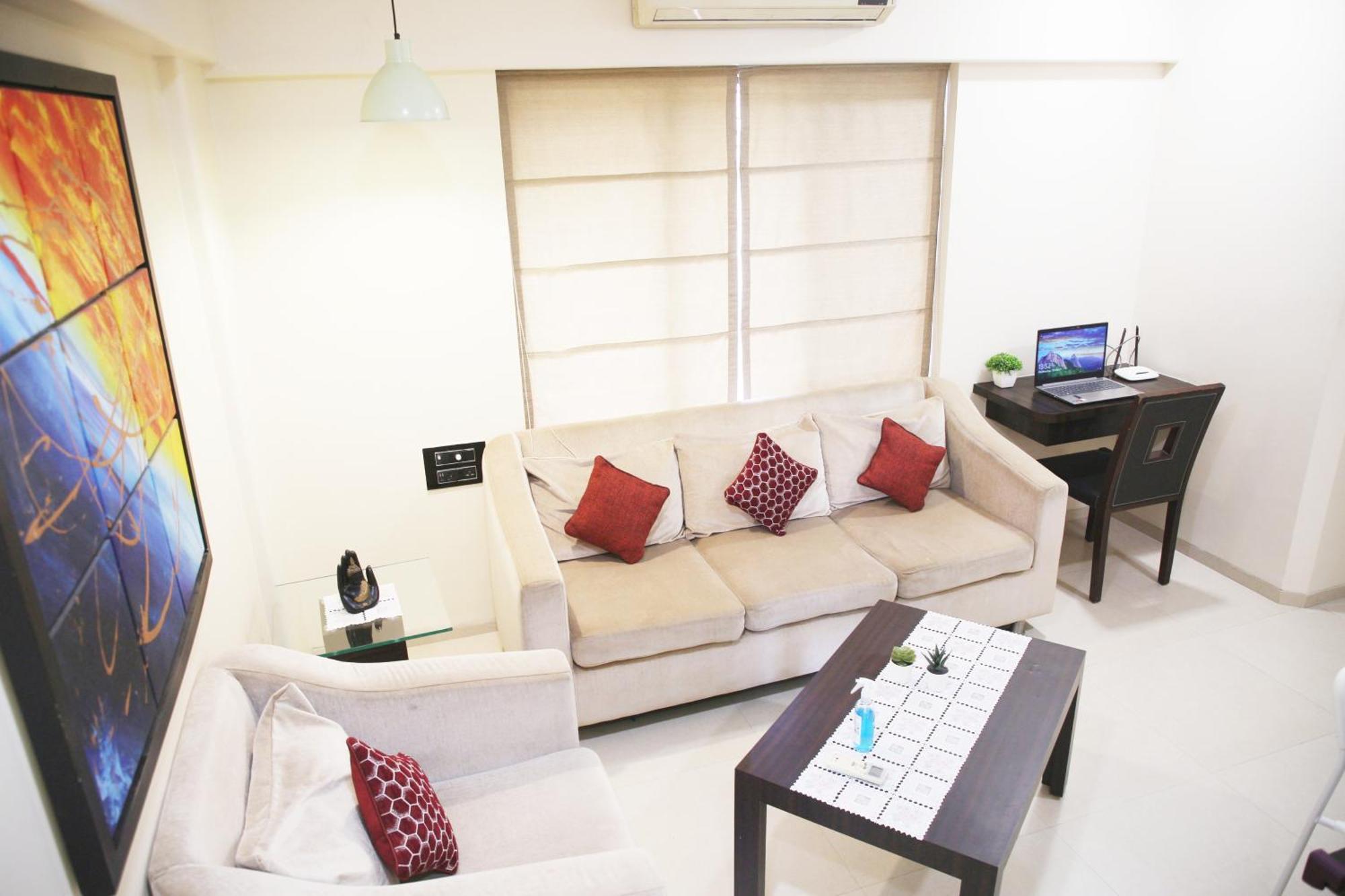 Lite - Parle East Apartment Mumbai